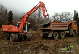 Завоз и вывоз пород в Киеве. Завезем чернозем, грунт, песок и плодородные почвы